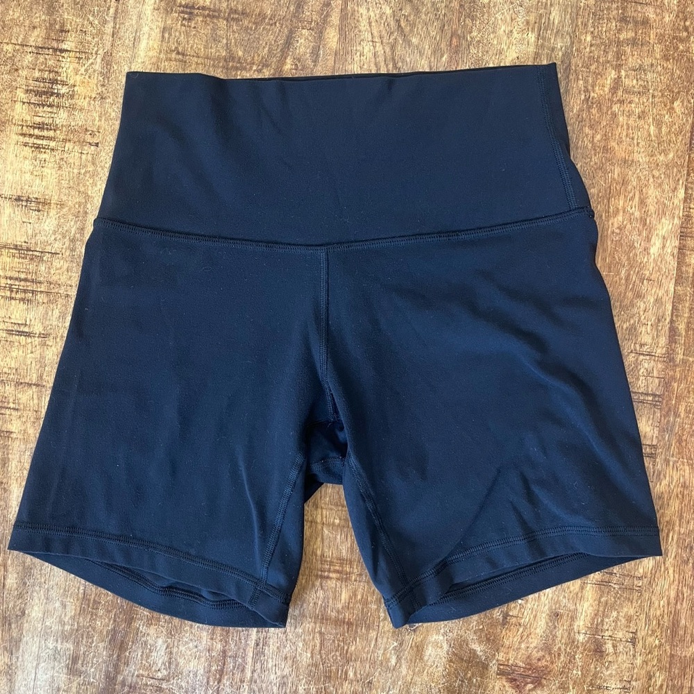 Lululemon Align Shorts 6” - Black - Size 6